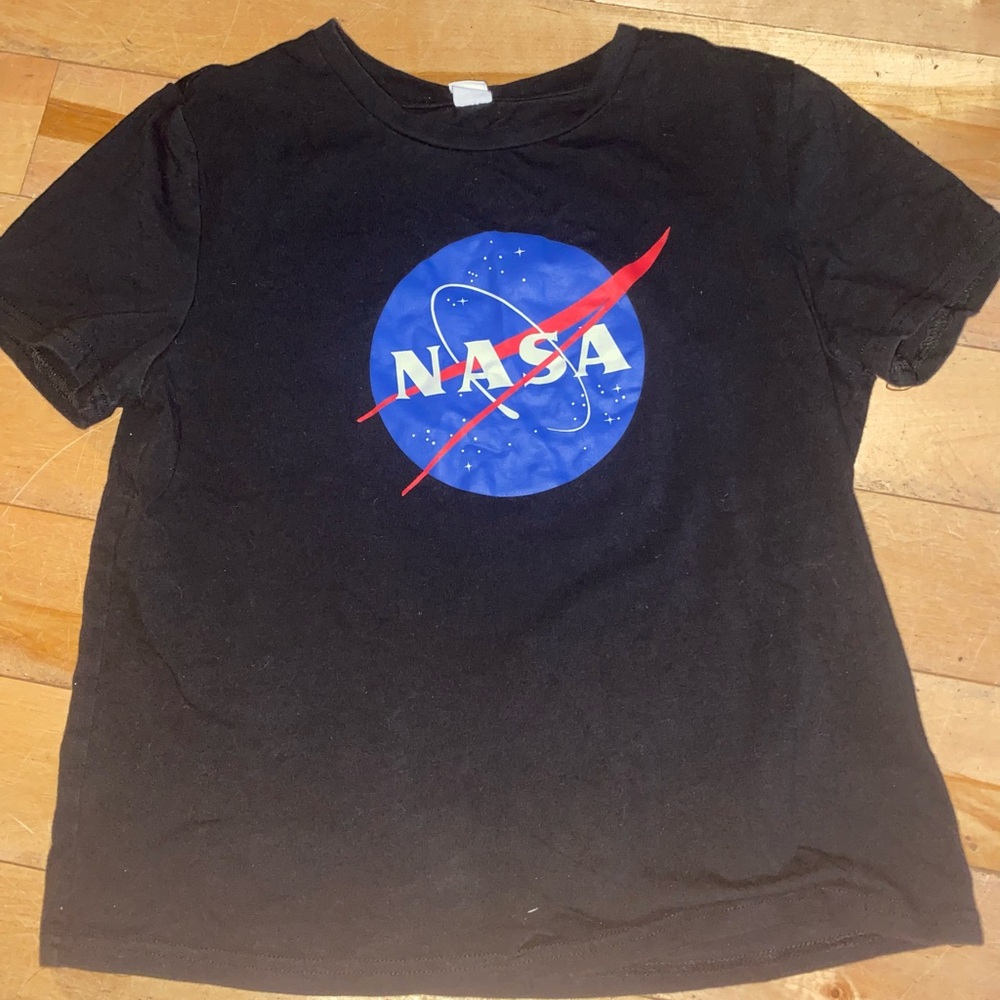 3/25
Kids Black NASA T-Shirt